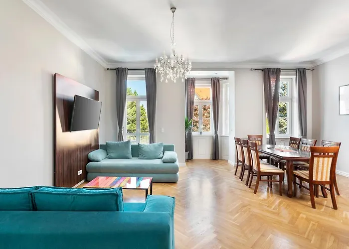 Apartment Imperial Schonbrunn *