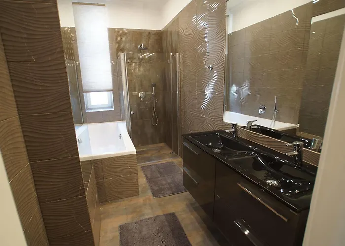 Apartment Imperial Schonbrunn Vienna
